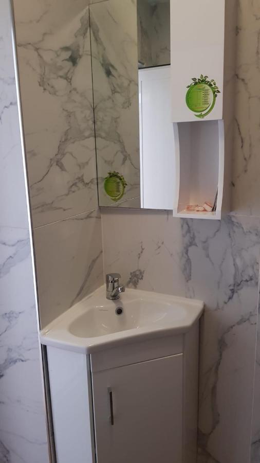 The Center Apartments Comfort Sandanski Luaran gambar